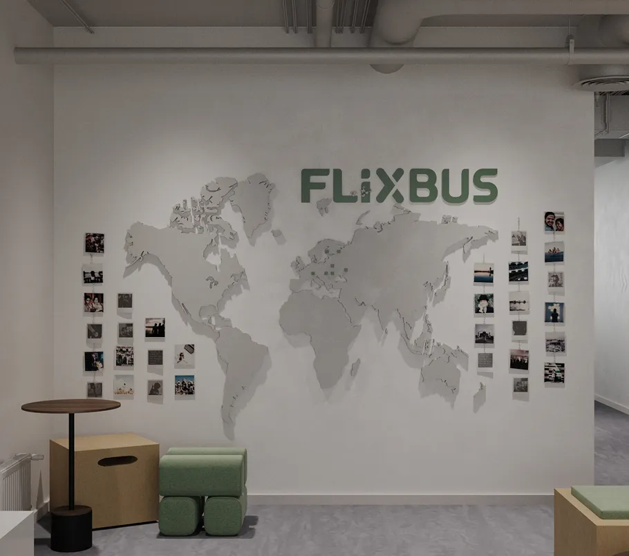 Сучасний інтер'єр Офіс FlixBus: візуалізація 6